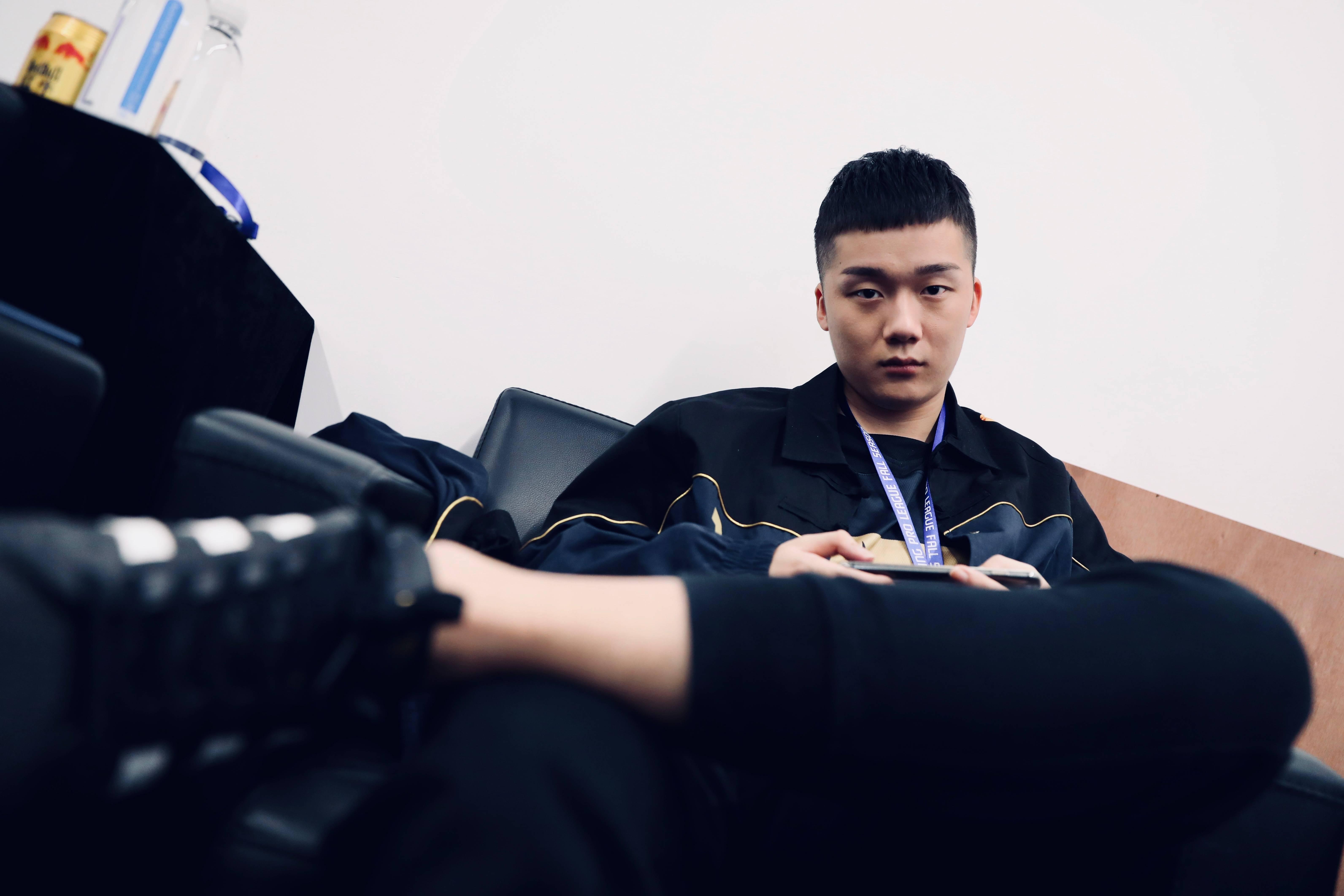 哈兰德遭遇十二连败，RNG教练面临压力！